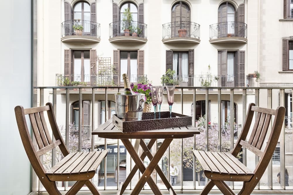 My Space Barcelona Executive Apartments Center