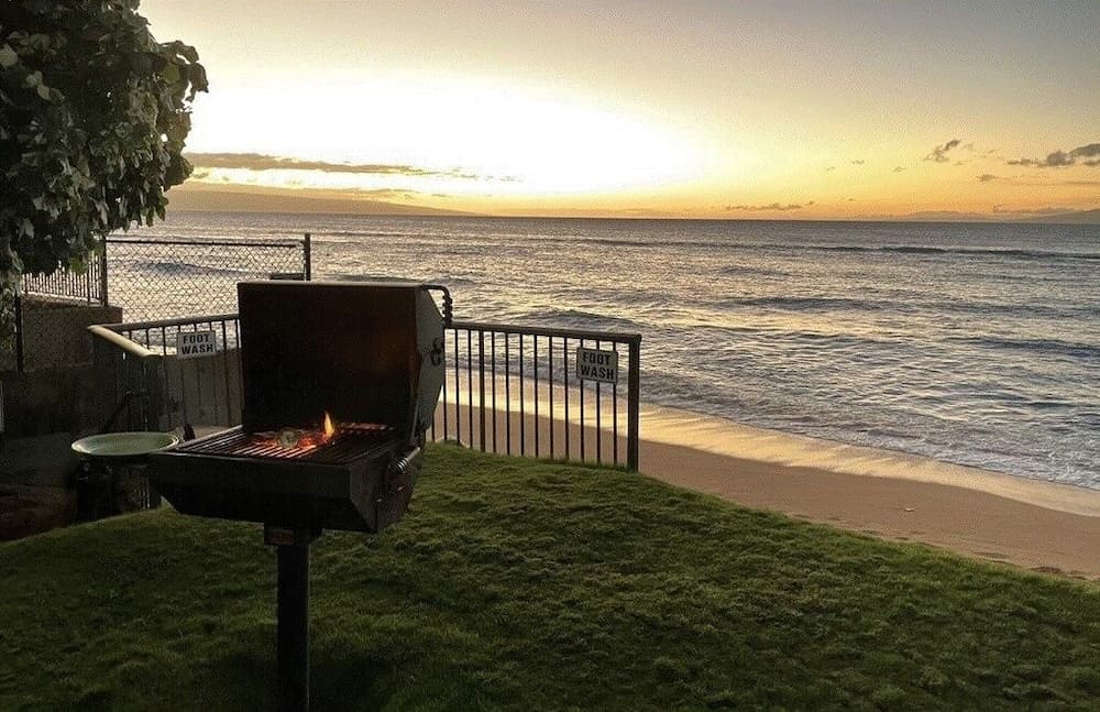 Hale Mahina #b102 1 Bedroom Condo by RedAwning