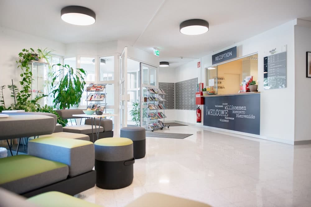 Lobi dinlenme salonu