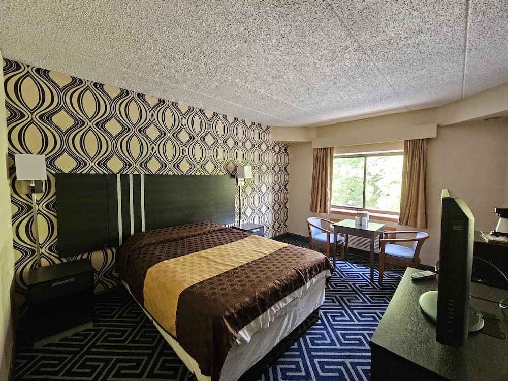 La Mirage Motor Inn