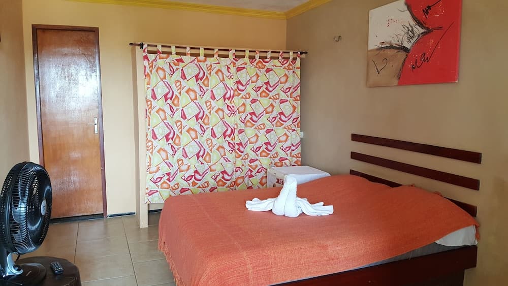 Pousada e Pizzaria Sol e Alegria