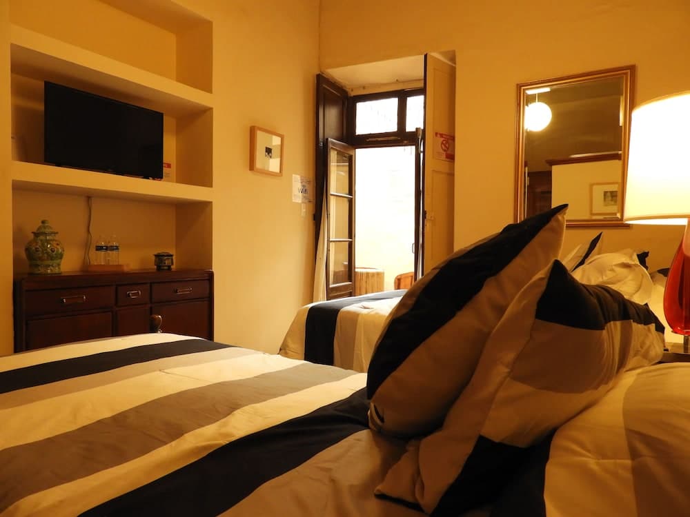 Hotel Viejo Zaguán by Lunian