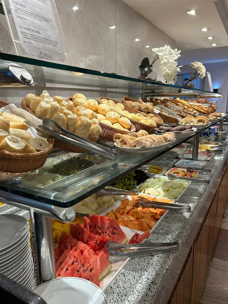 Kahve ve/veya kahve makinesi