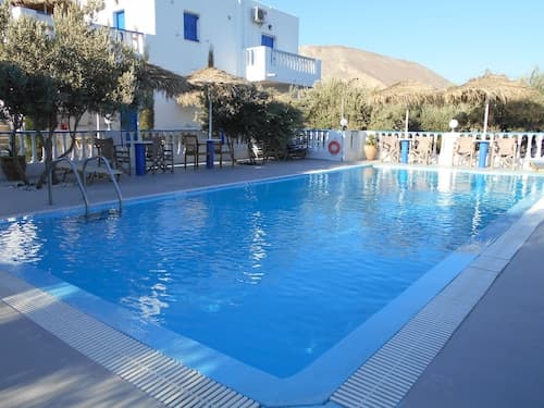 Studios Apartments Kapetanios