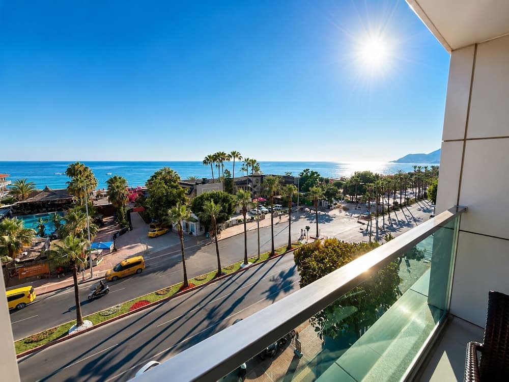 Delfino Boutique Apart Hotel