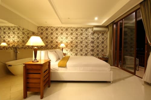 Hotel Wahyu Dana