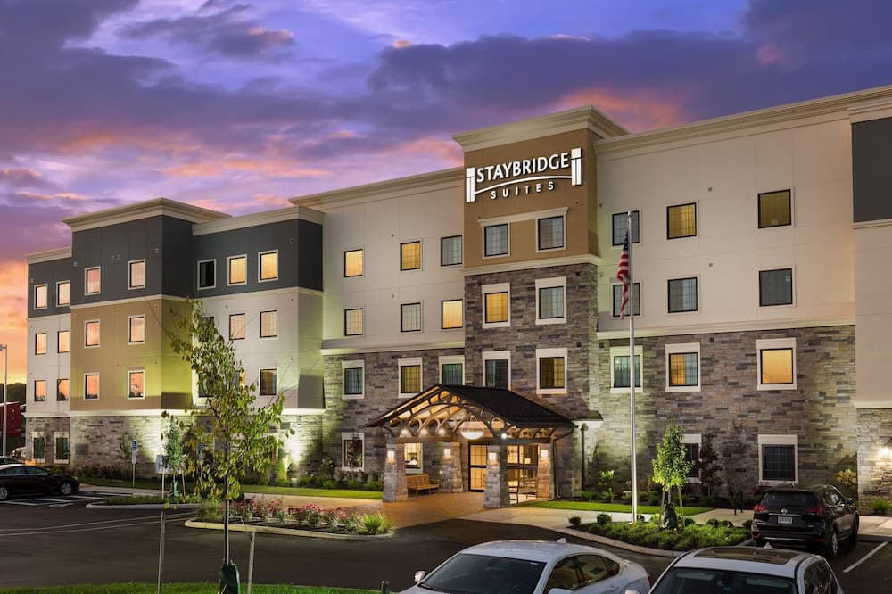 Staybridge Suites Columbus Polaris by IHG