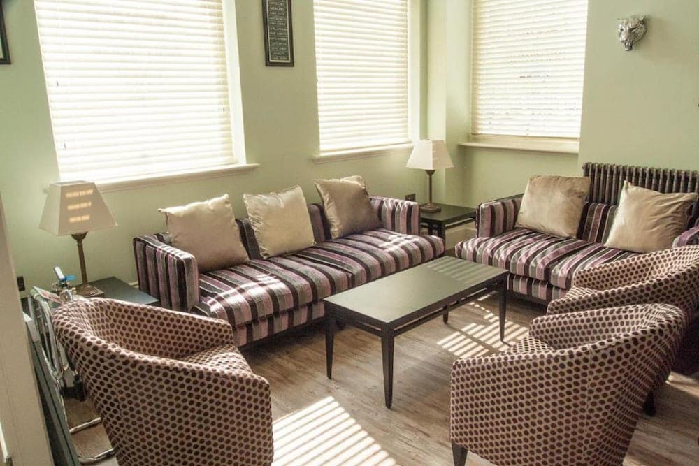 Ship Leopard Hotel – No Children