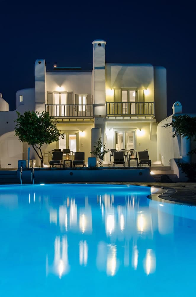Naxian Queen Luxury Villas & Suites