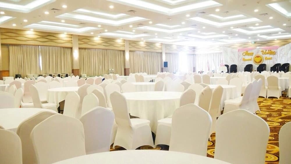 The Golden Bay Hotel Batam