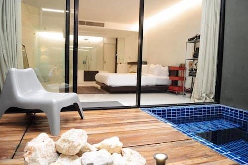 Q Residences