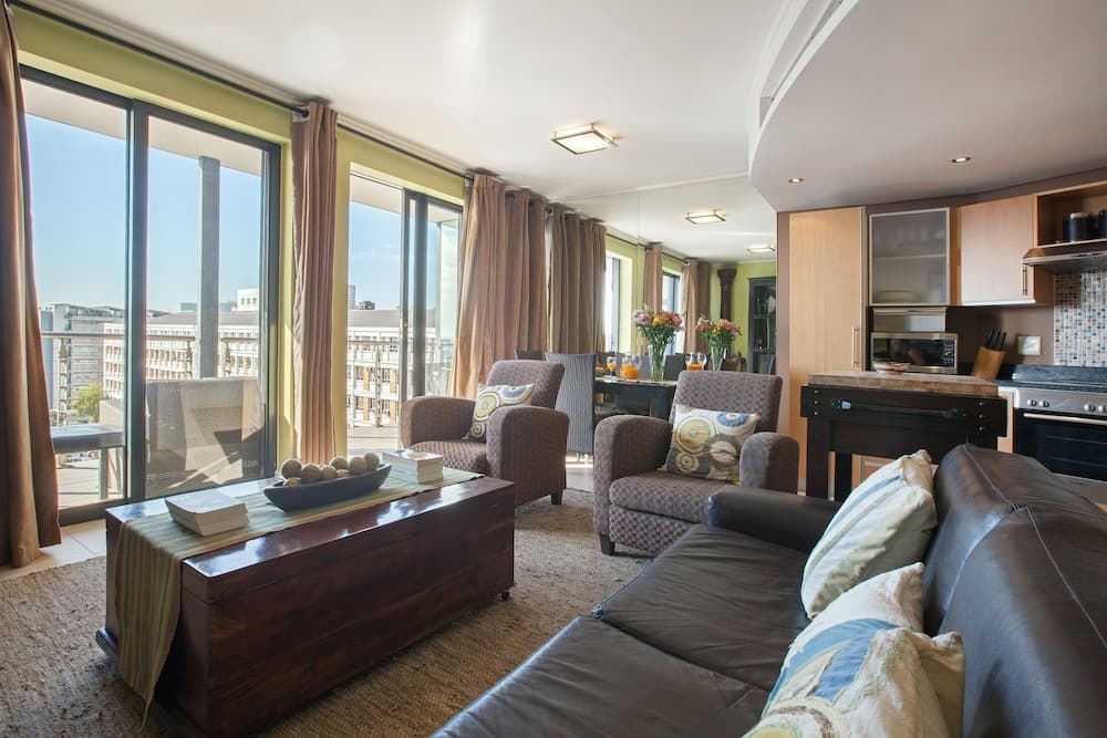 Rockwell Apartments by CTHA