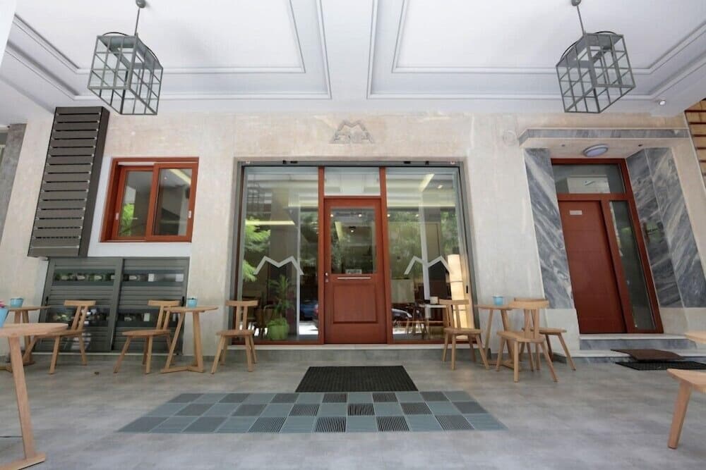 Meni Apartments Hotel