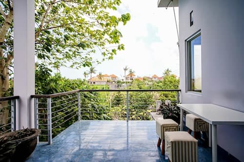 DD Living - Hostel