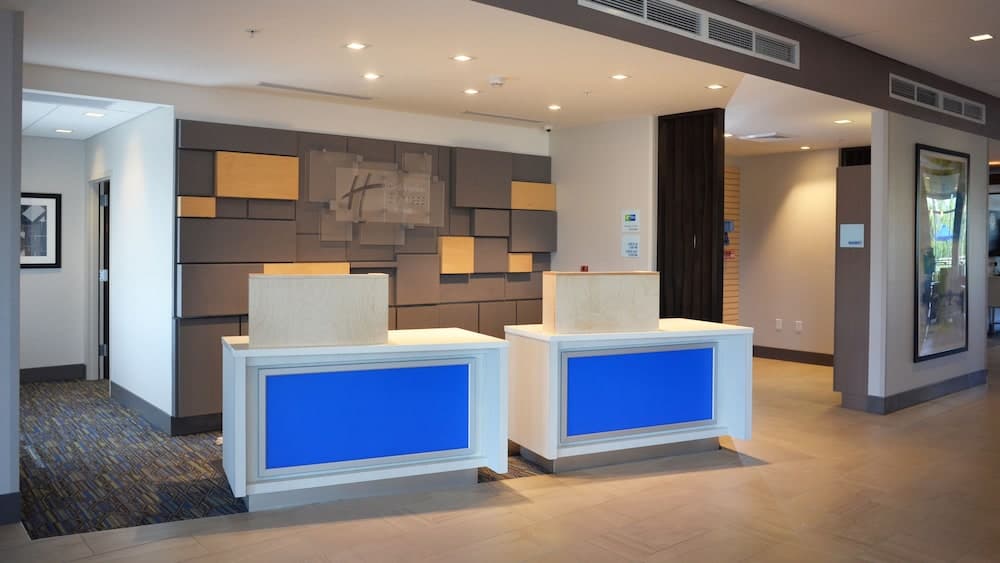 Holiday Inn Express & Suites Jacksonville W - I295 and I10 by IHG