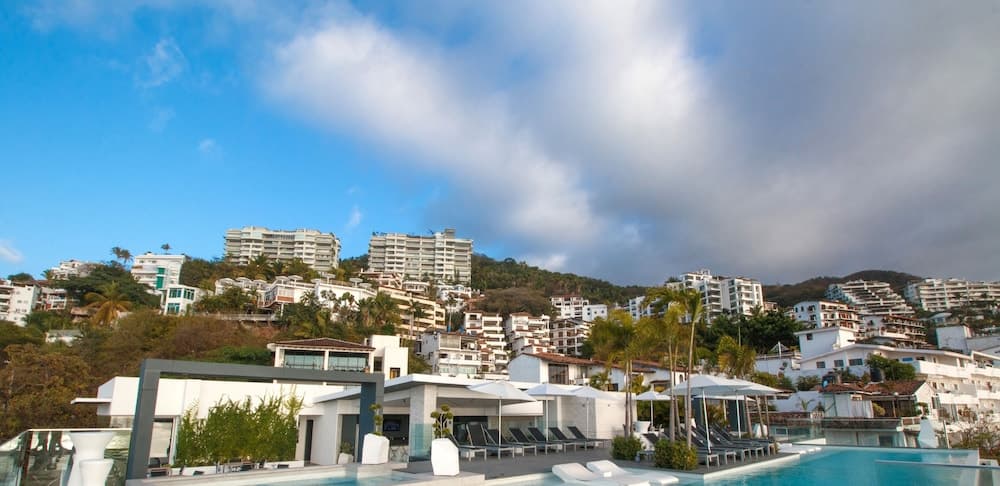 D Terrace Luxury Residences