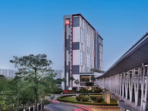 ibis Bangkok IMPACT