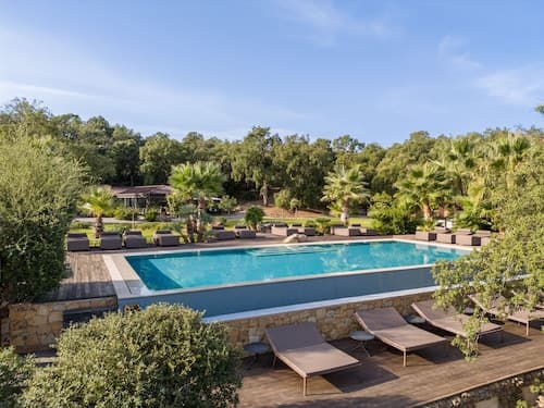 Vallegrande Nature Resorts