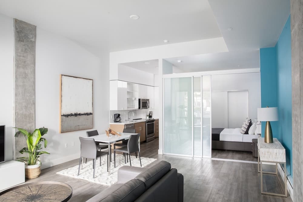 Domicile Suites at Mark on 8th