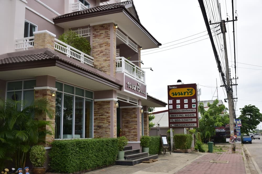Nonsi Residence