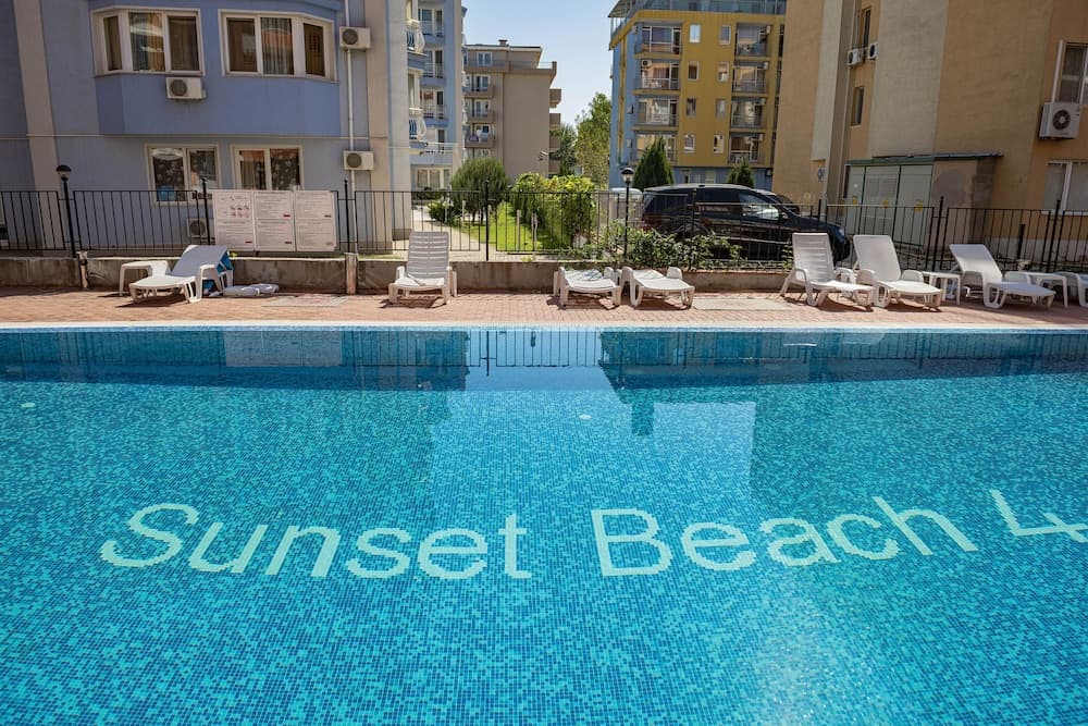 Menada Sunset Beach 4 Apartments