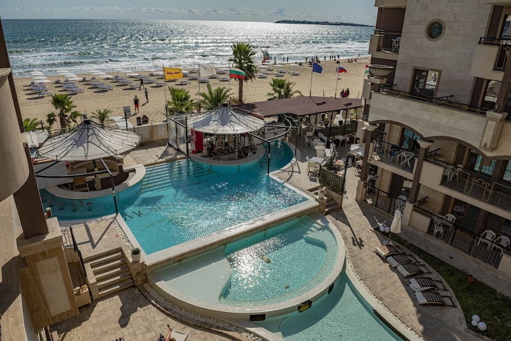 Menada Golden Rainbow Apartments