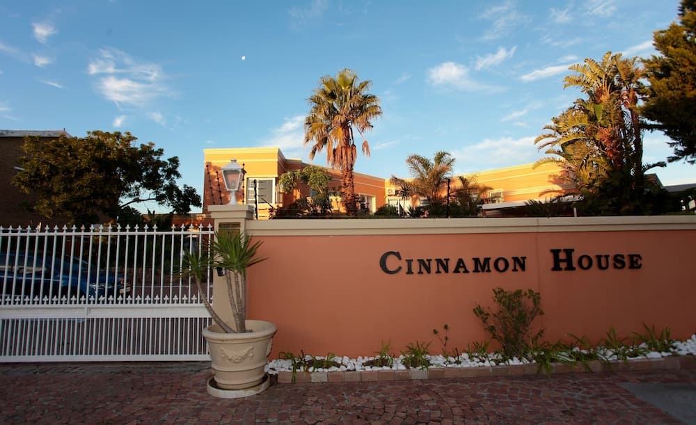 Cinnamon House Bed and Breakfast