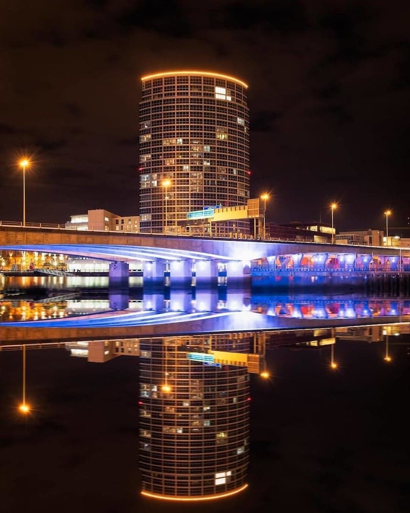 Dream Apartments - The Obel Building