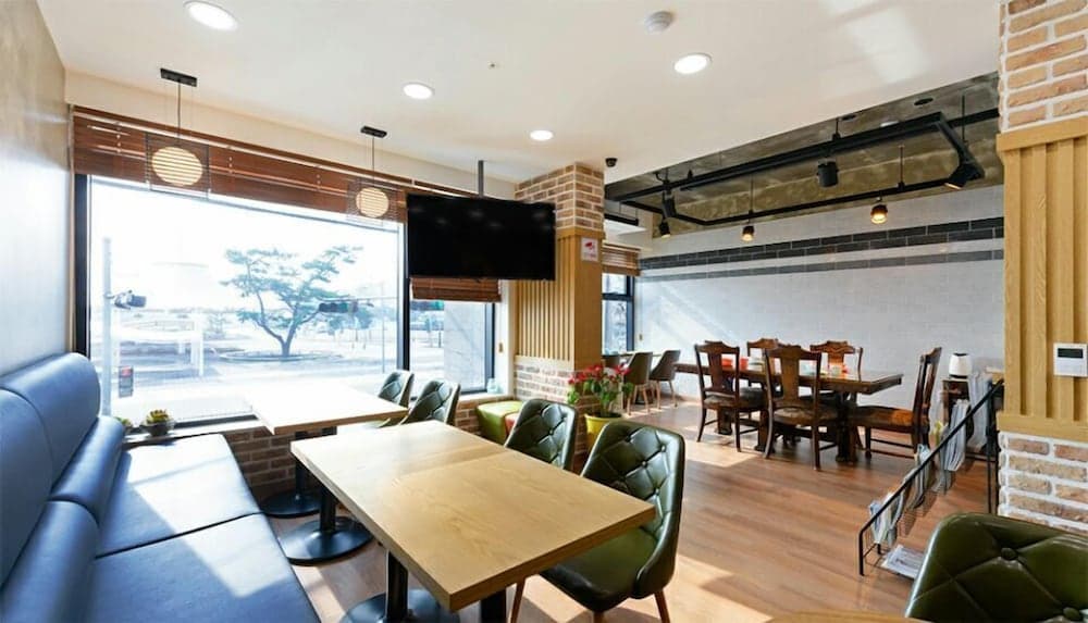 Lobi dinlenme salonu