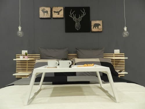 Mola Rooms