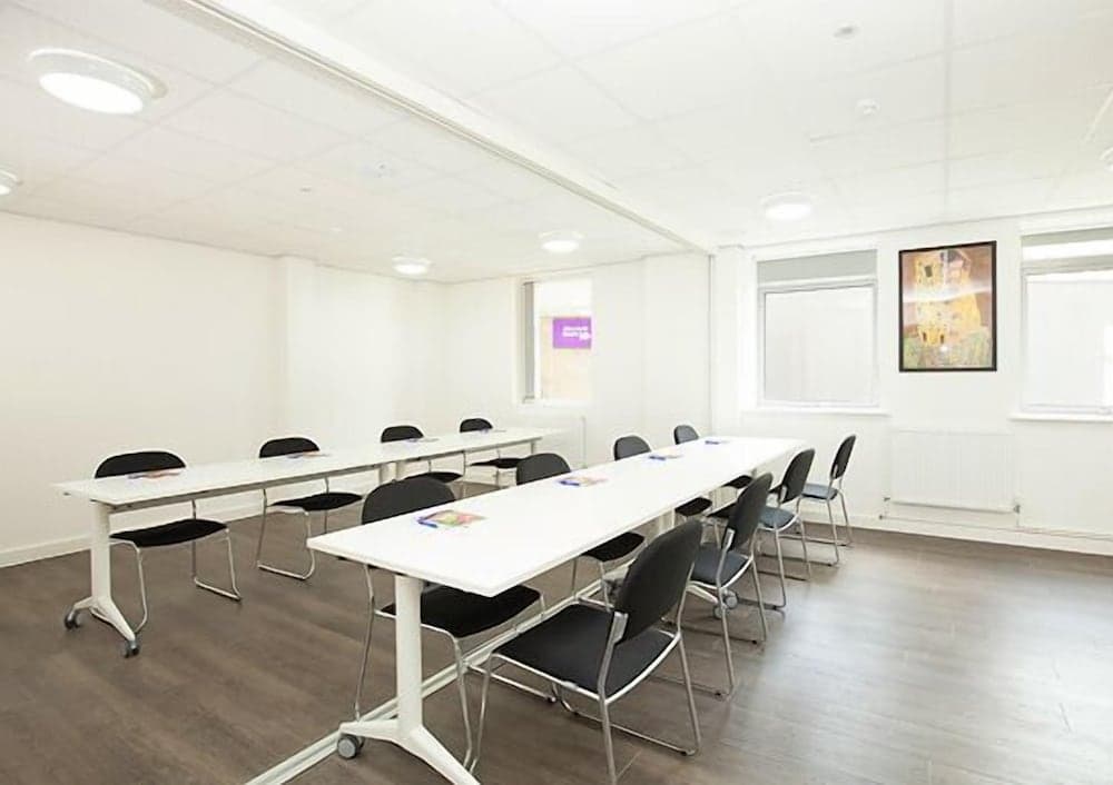 Toplantı salonu/imkânları