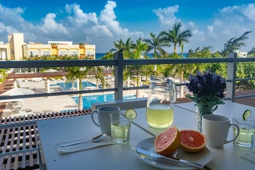 Magia Beachside Condo