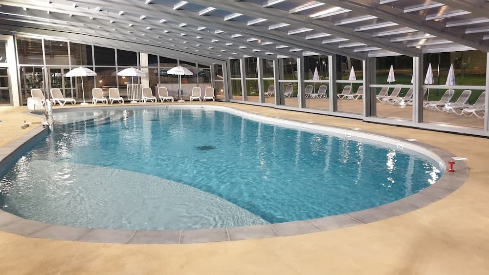 Kapalı havuz