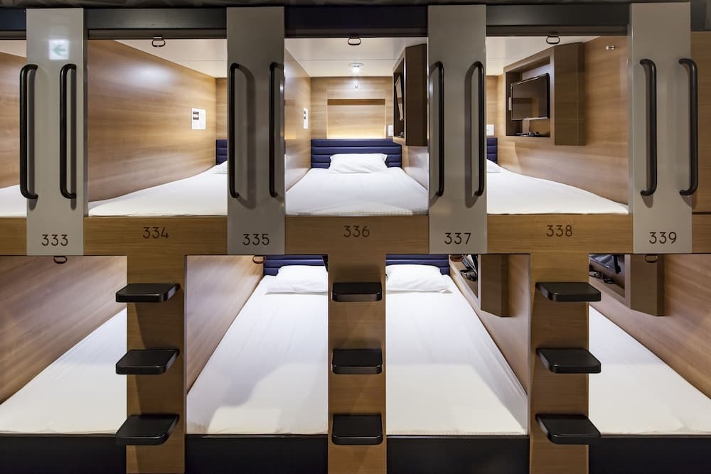 Y's Cabin Osaka Namba