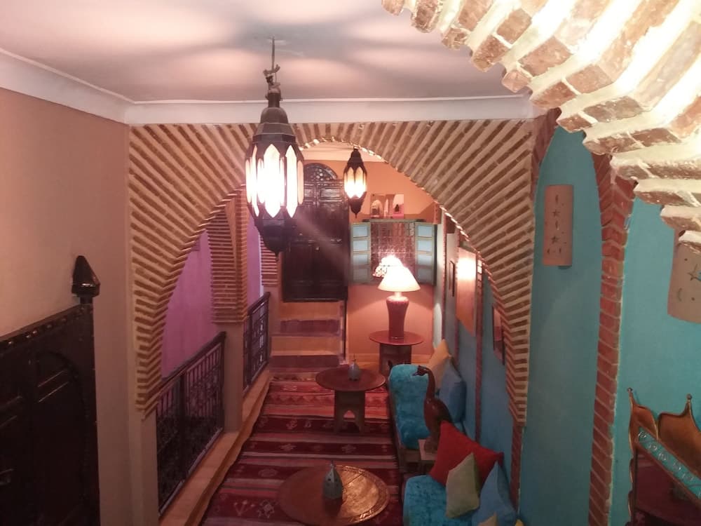 Lobi dinlenme salonu