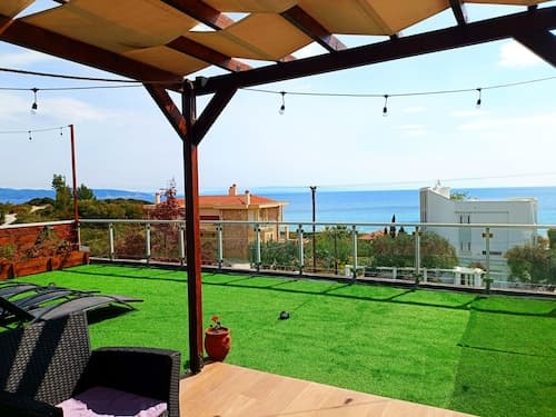 Salonikiou Beach Deluxe Apartments