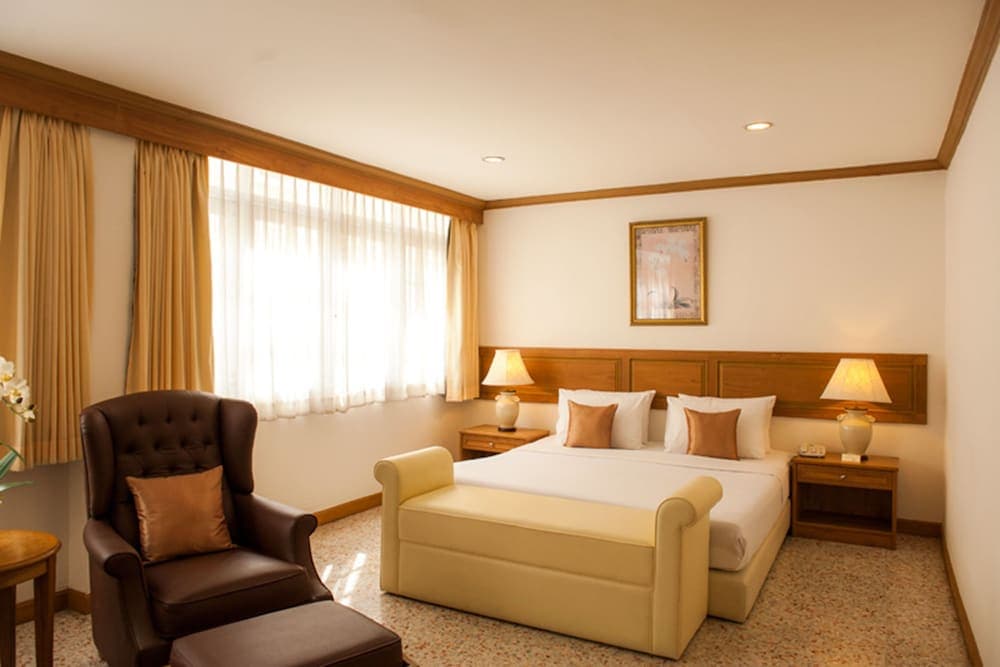 Lido Beach Hotel Pattaya