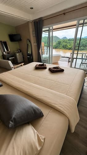 Kwainoy Riverpark & Resort