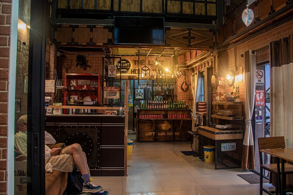 Giriş/çıkış büfesi