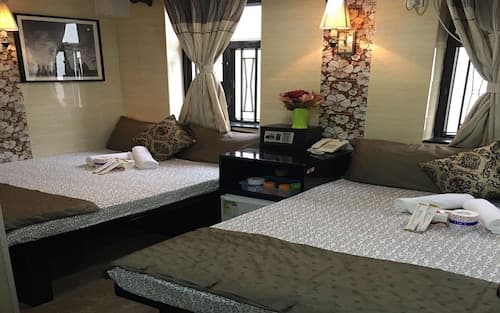 Skystar Hostel