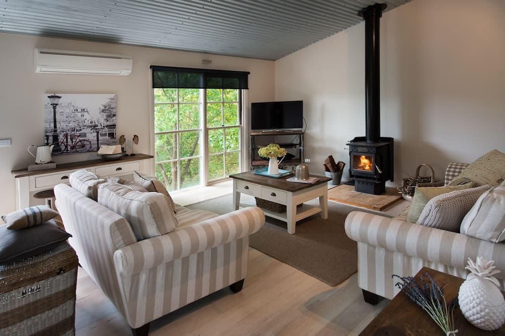 French Cottage