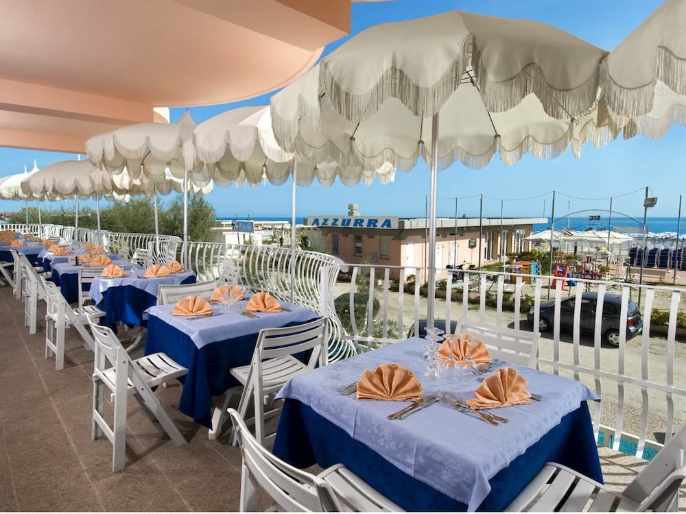 Açık havada yemek servisi