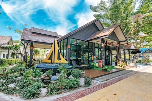 Phi Phi Andaman Legacy Resort
