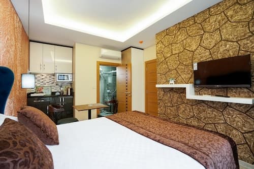 Taksim Çelebi Residence