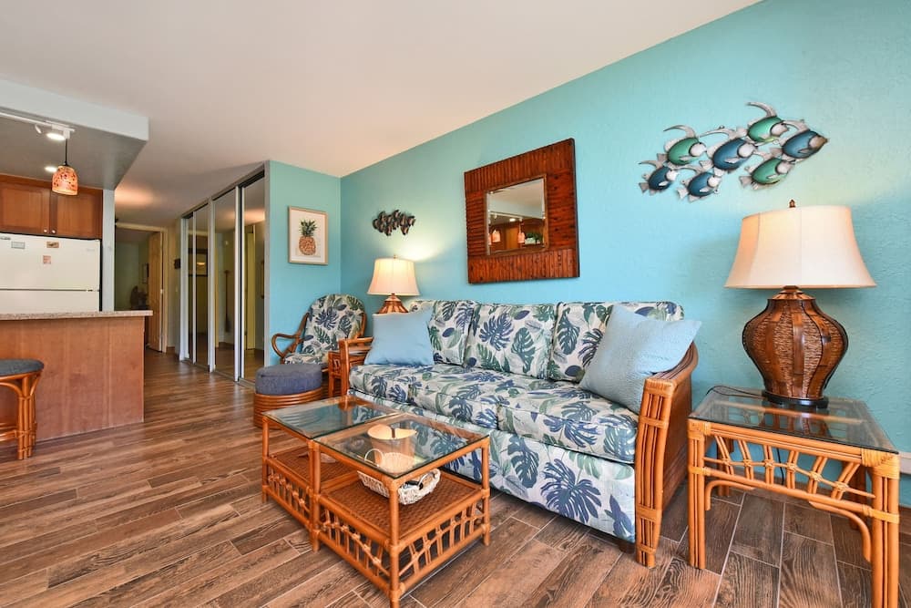 Papakea #g103 2 Bedroom Condo by RedAwning