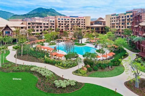 Disney Explorers Lodge