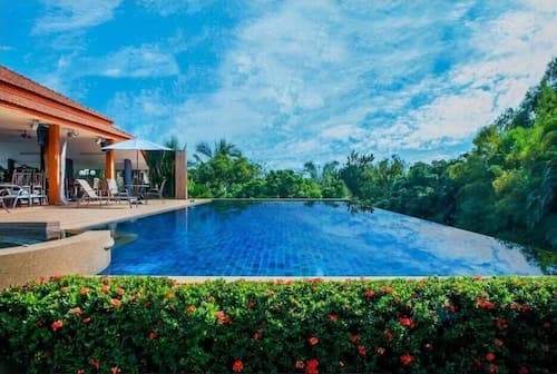 LPC Holiday Villa