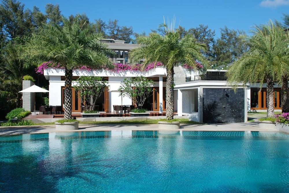 The Pearl of Naithon