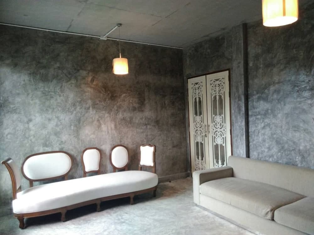 Lobi dinlenme salonu