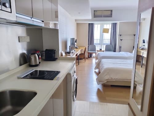 Yuwa Serviced ApartHotel